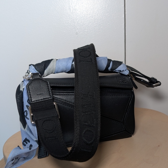 Loewe Cotton And Calfskin Black Bag Strap - Picture 2 of 7